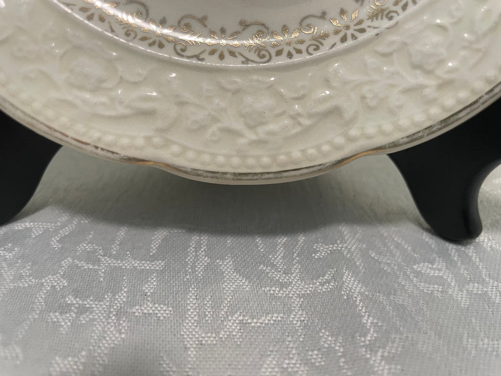 Edwin M. Knowles China Co..