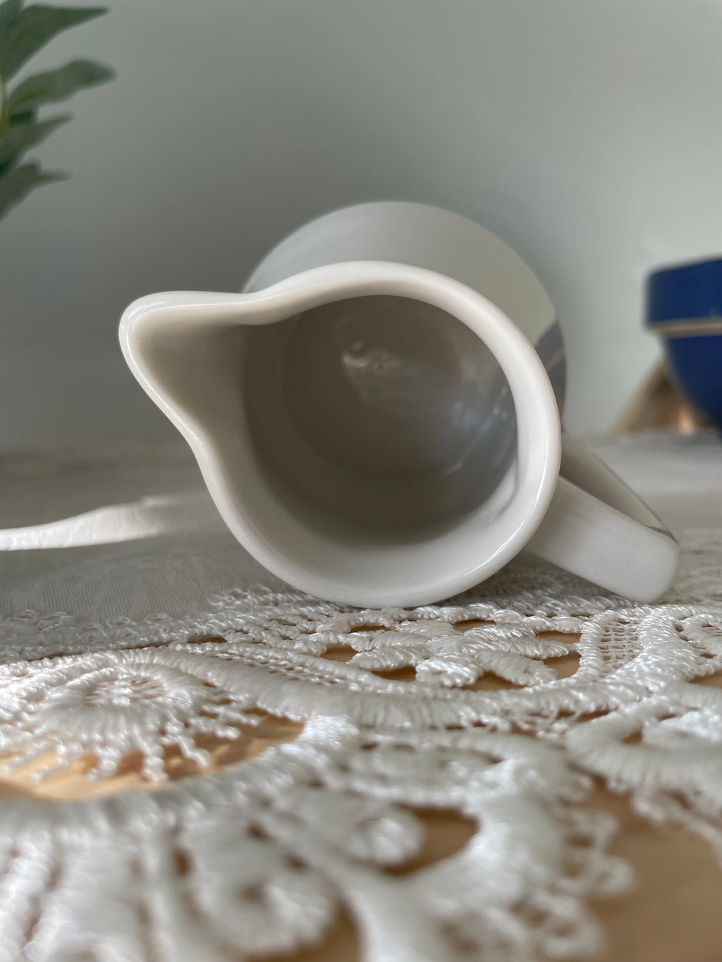 Syracuse China creamer