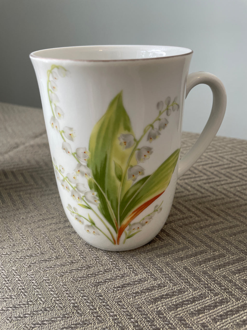 Japanese porcelain coffee/tea mugs