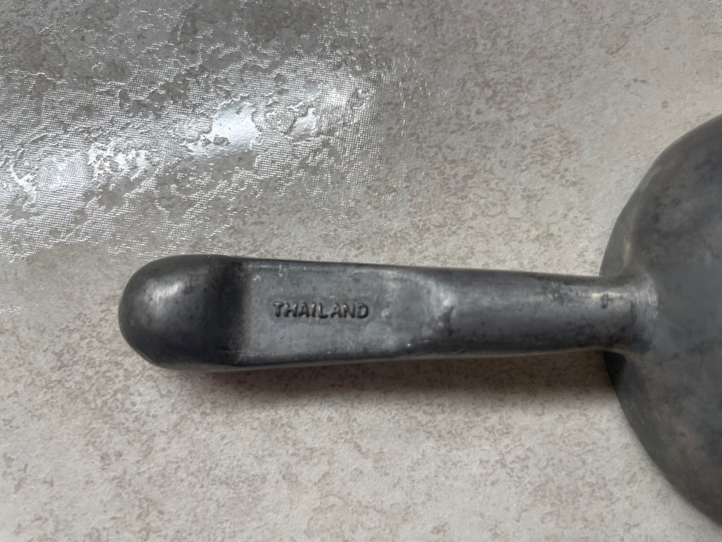 Vintage aluminum scoop-5oz capacity