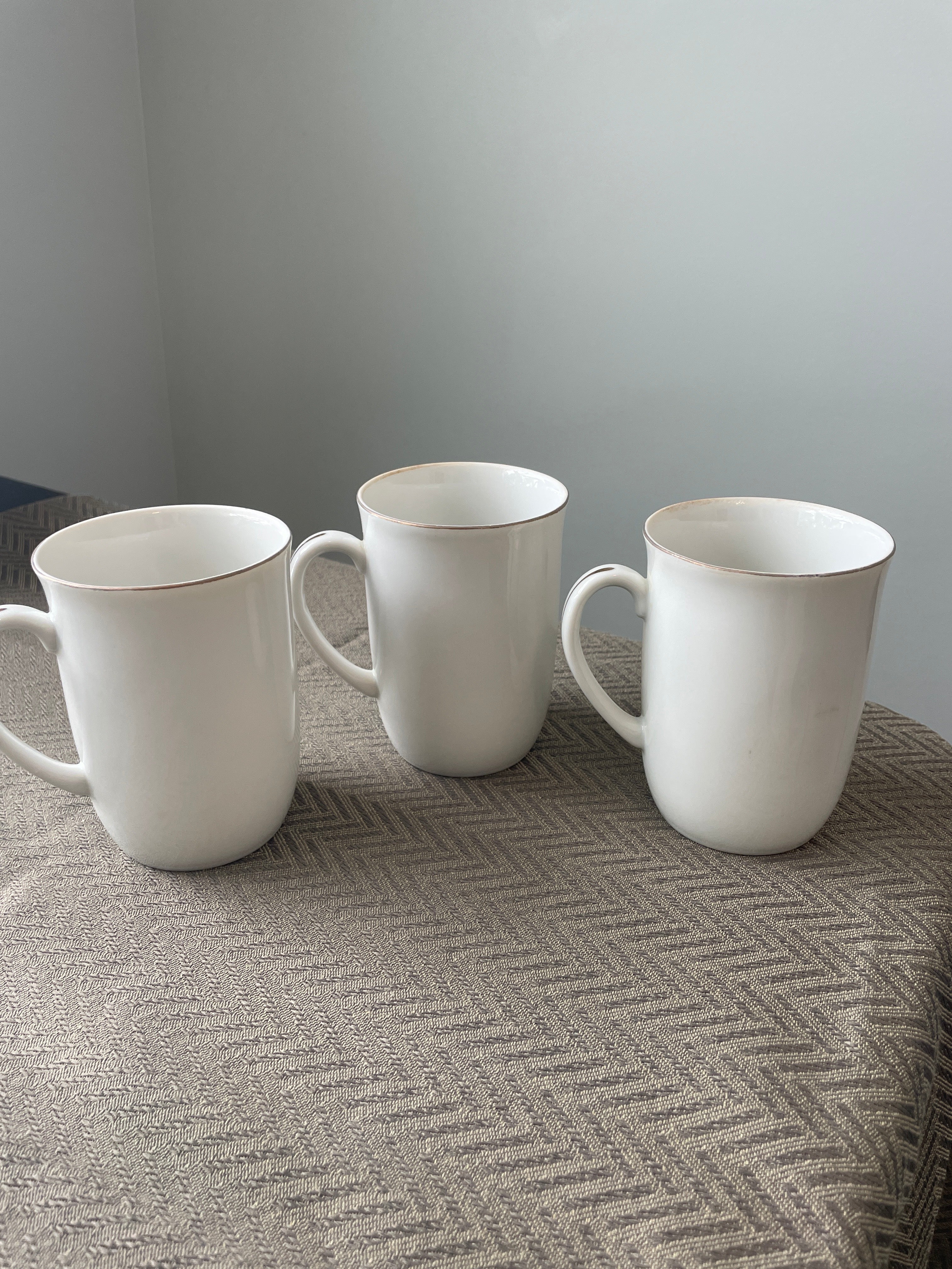 Japanese porcelain coffee/tea mugs