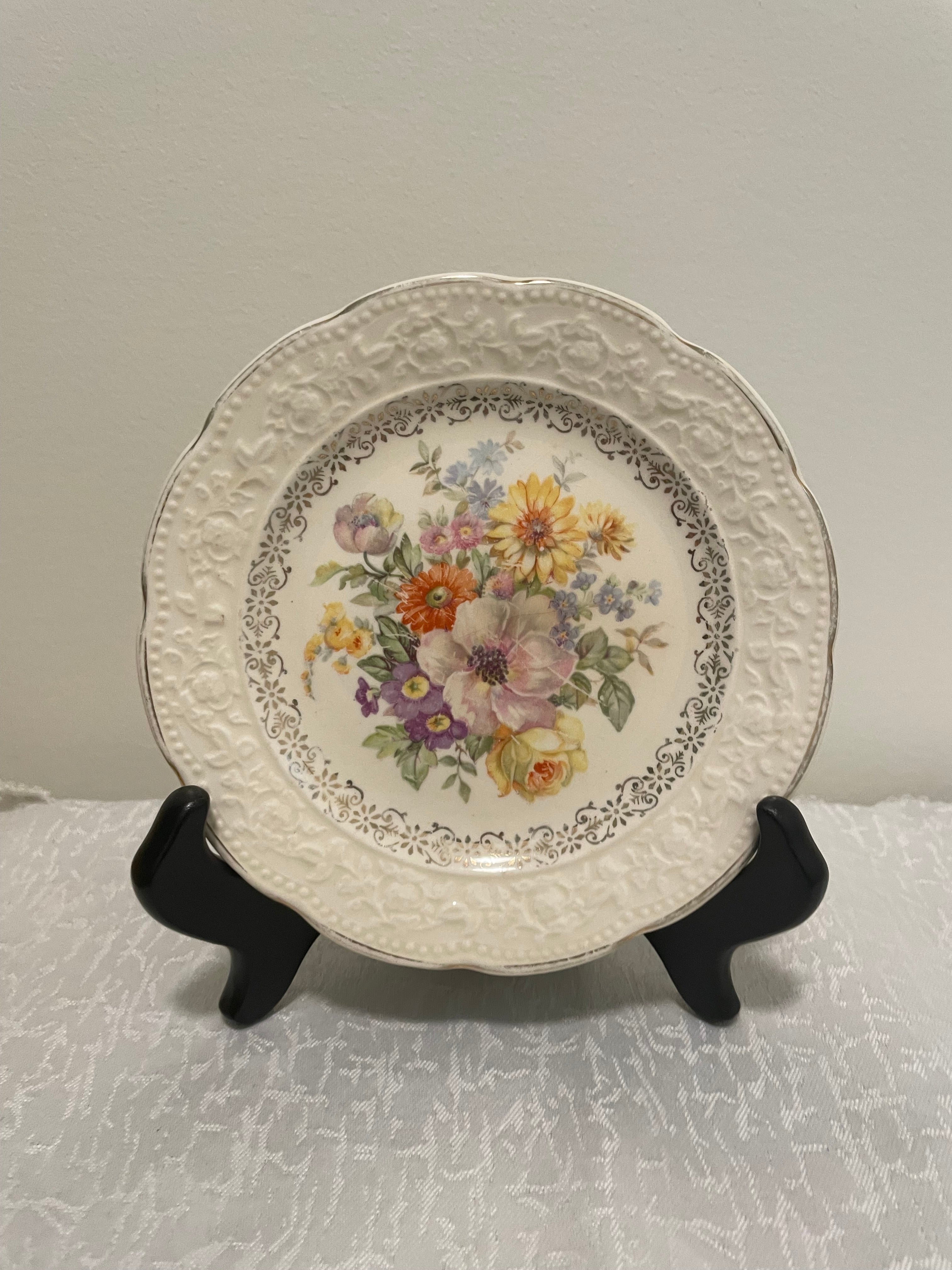 Edwin M. Knowles China Co..