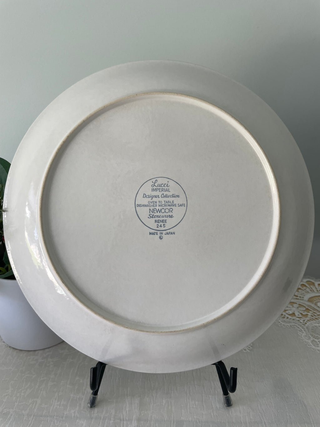 Newcor Stoneware 10.5" plate from Lucci Imperial