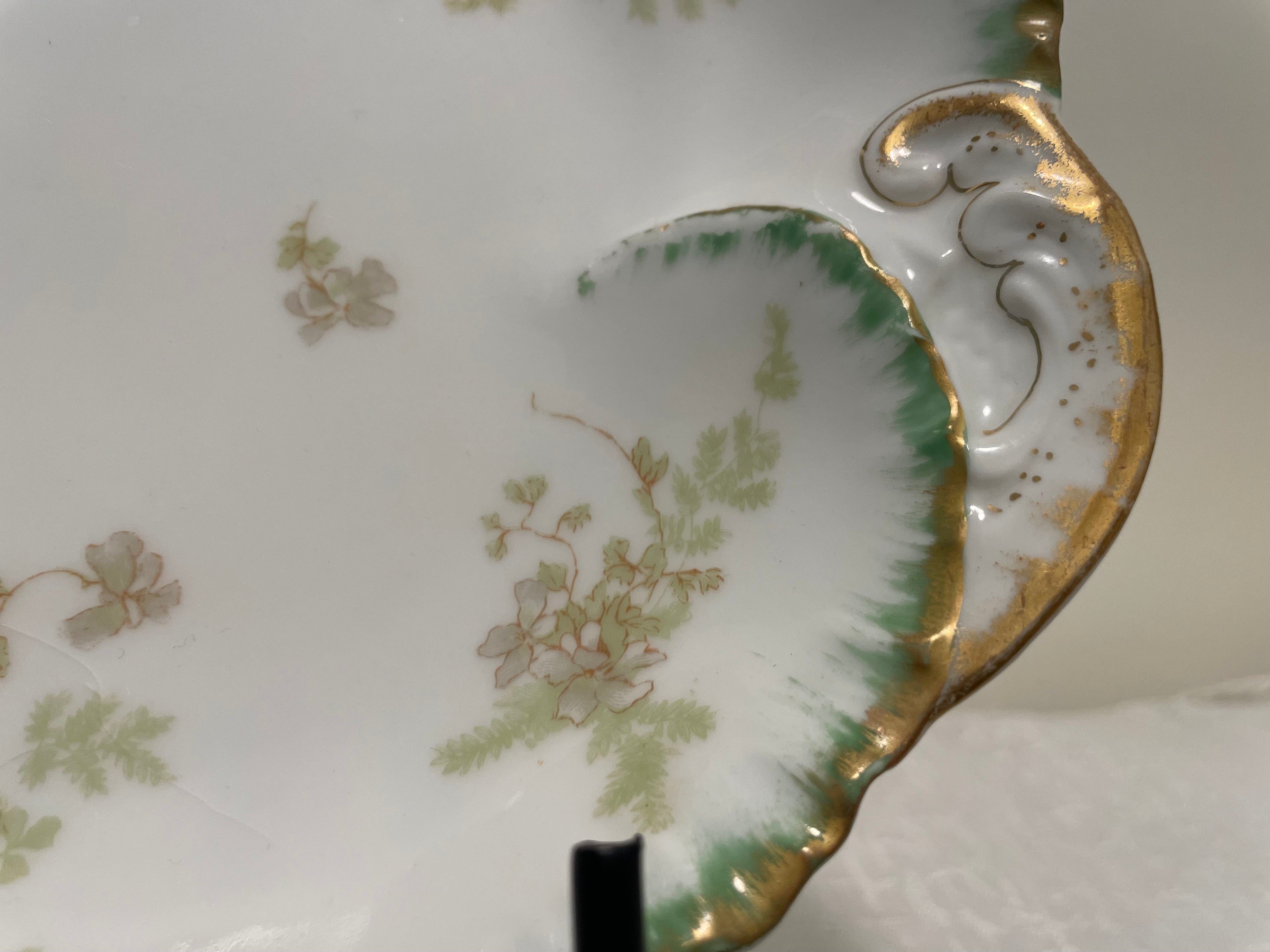 Haviland & Co. Limoges Schleiger 52C dish