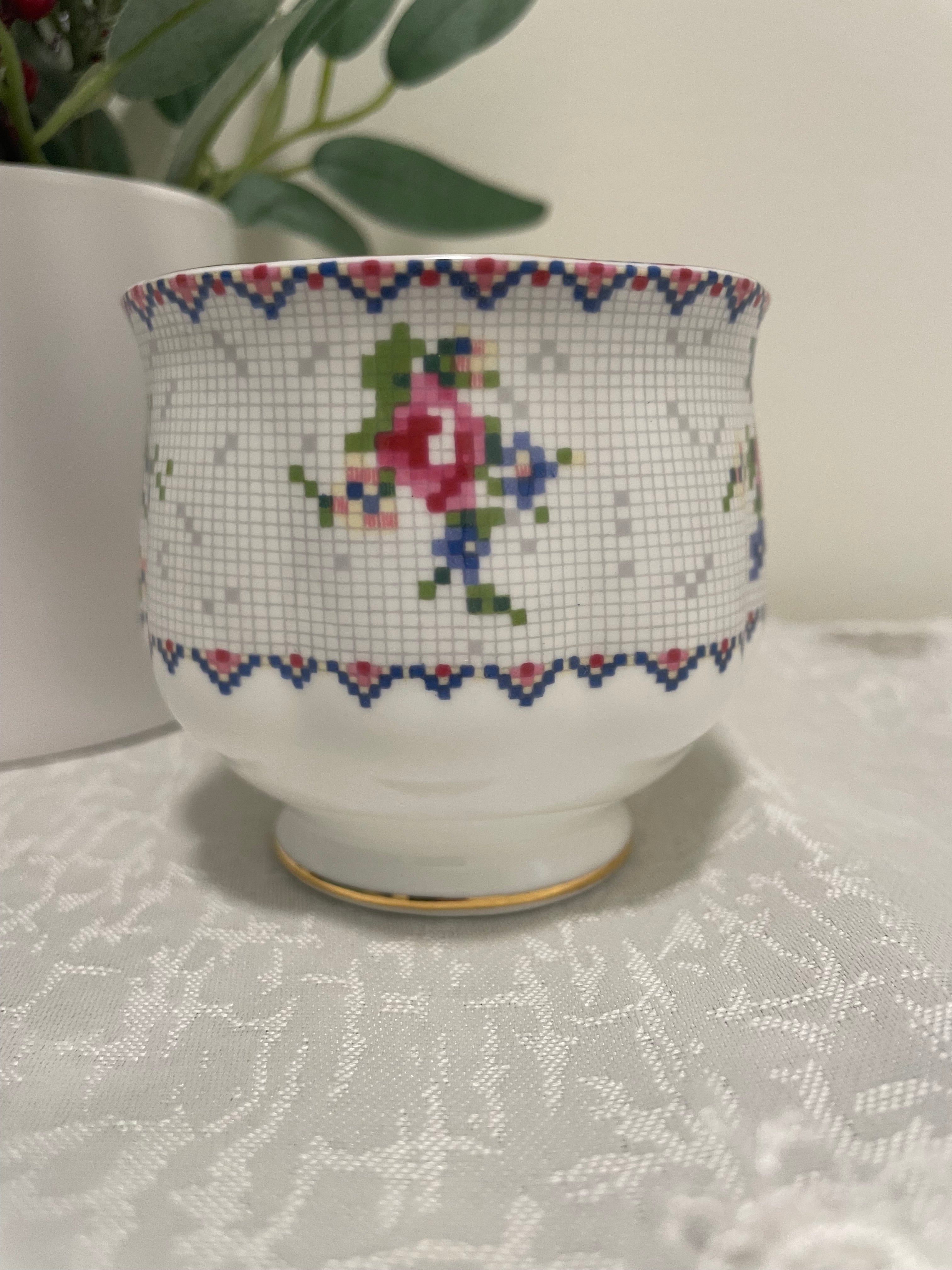 Royal Albert “Petit Point” teacup