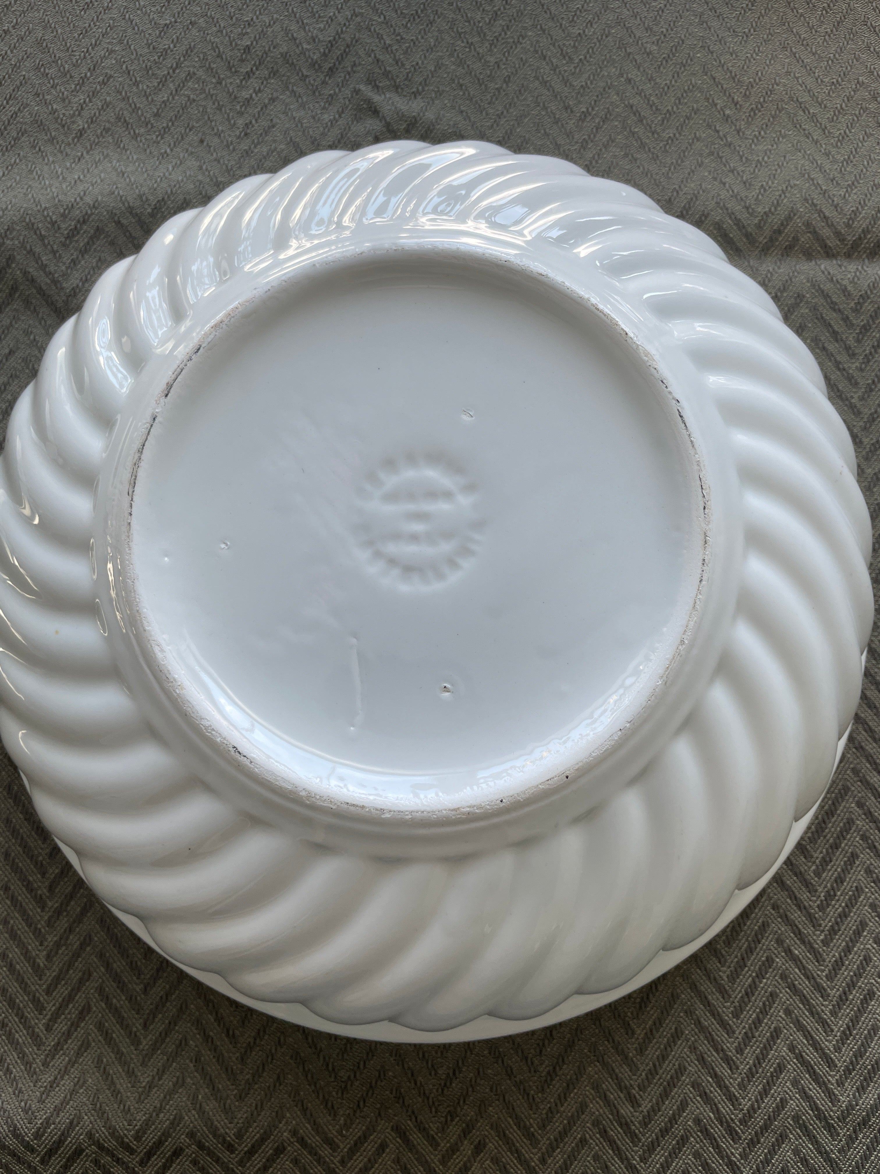 Italian La Primula ceramic spaghetti bowl