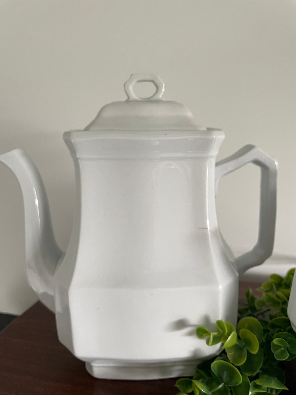 J&G Meakin teapot