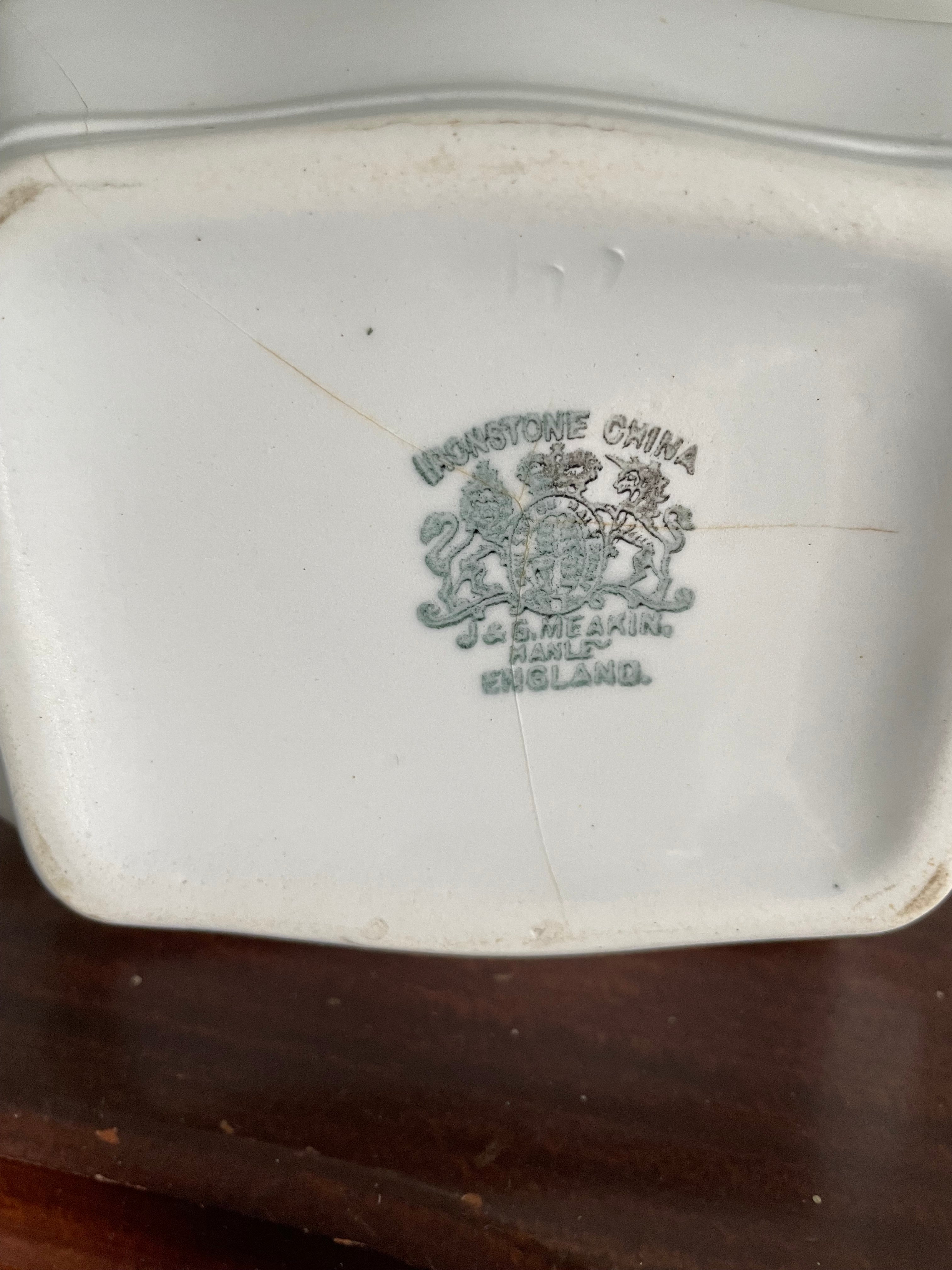 J&G Meakin sugar bowl