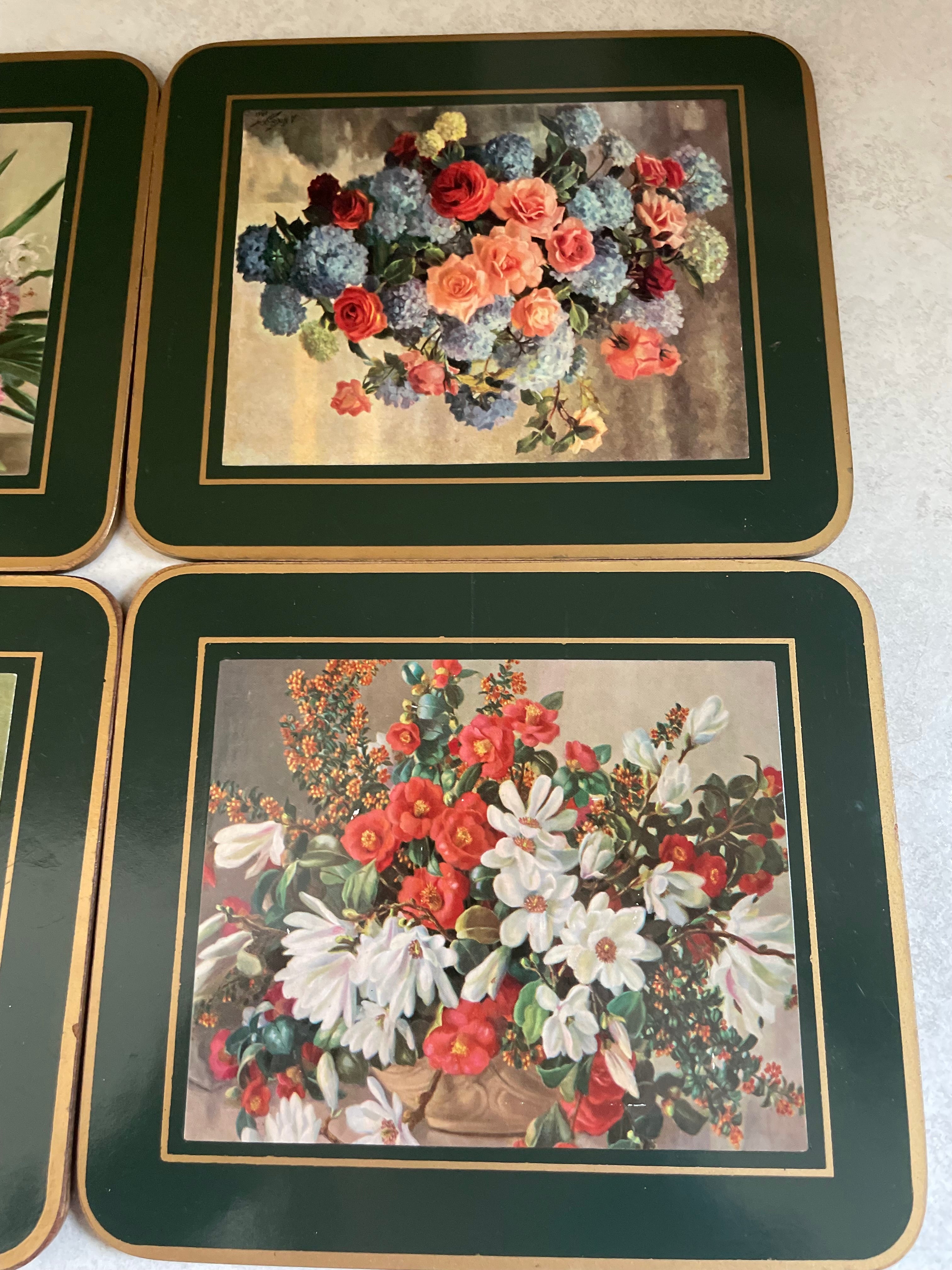 Clover Leaf cork-backed table mats