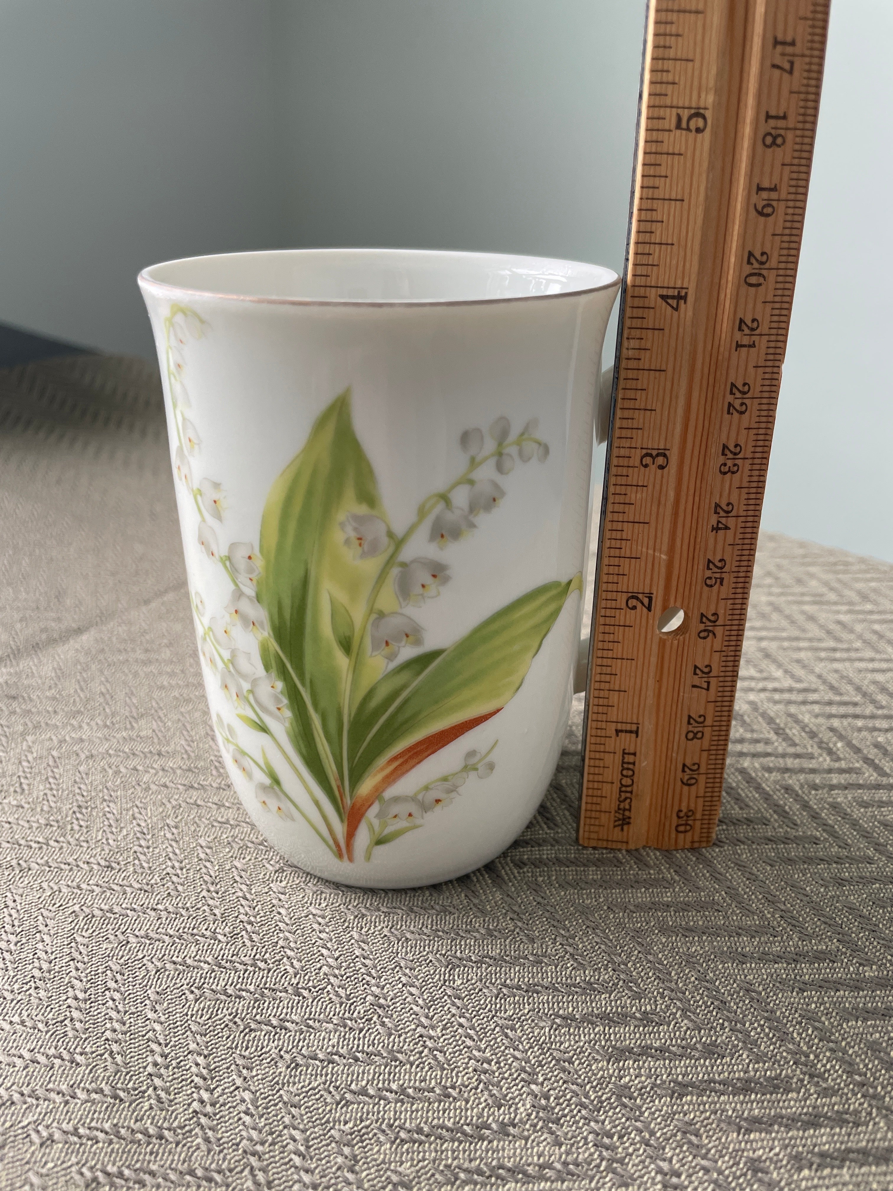 Japanese porcelain coffee/tea mugs