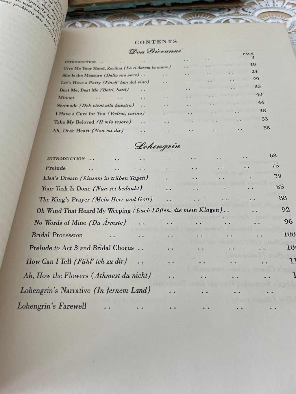 A Treasury of Grand Opera book