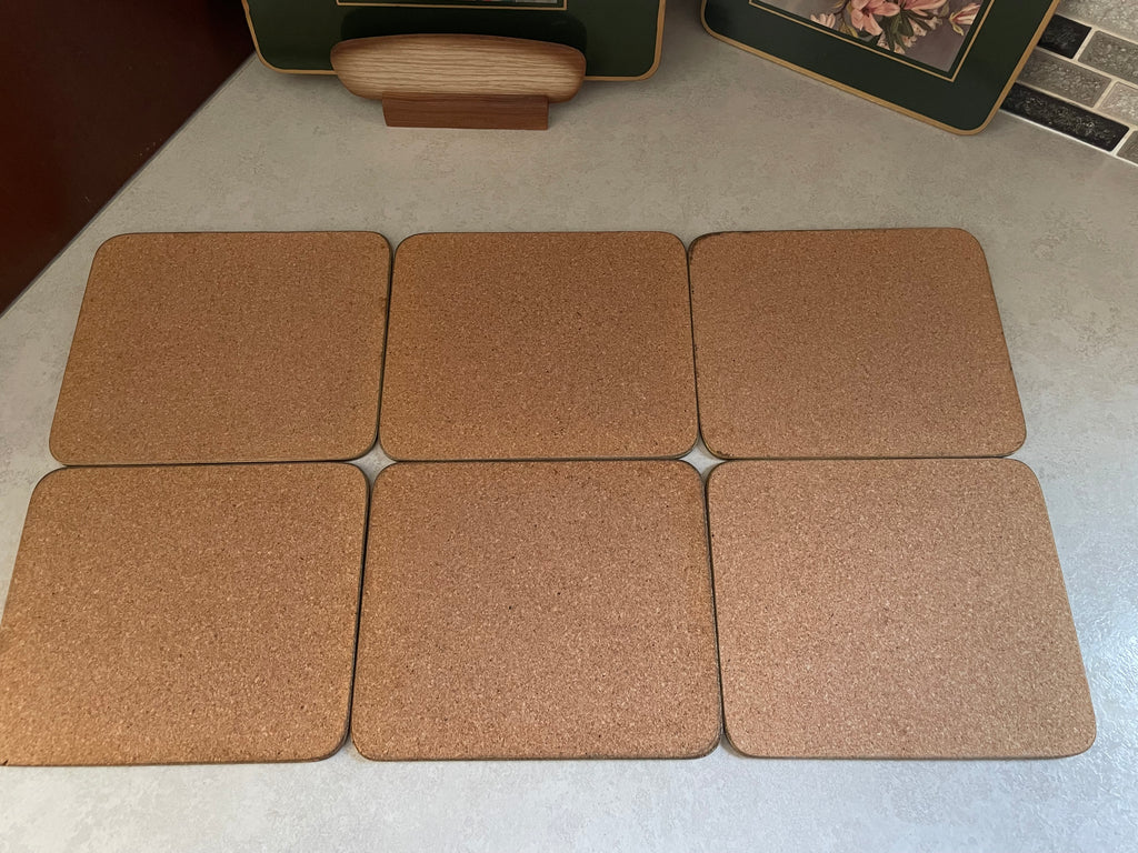 Clover Leaf cork-backed table mats