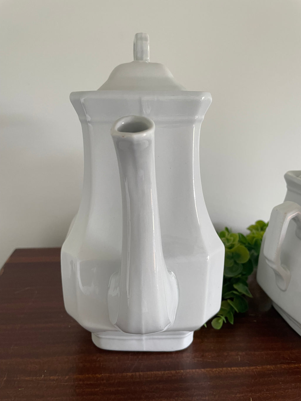 J&G Meakin teapot
